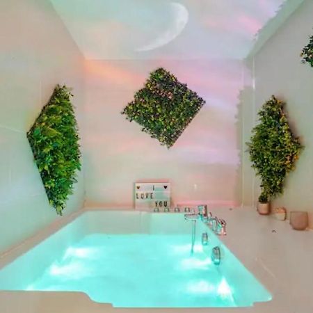 Escale Caux Cooning**** Charme Et Balneo Etretat Apartment Exterior photo